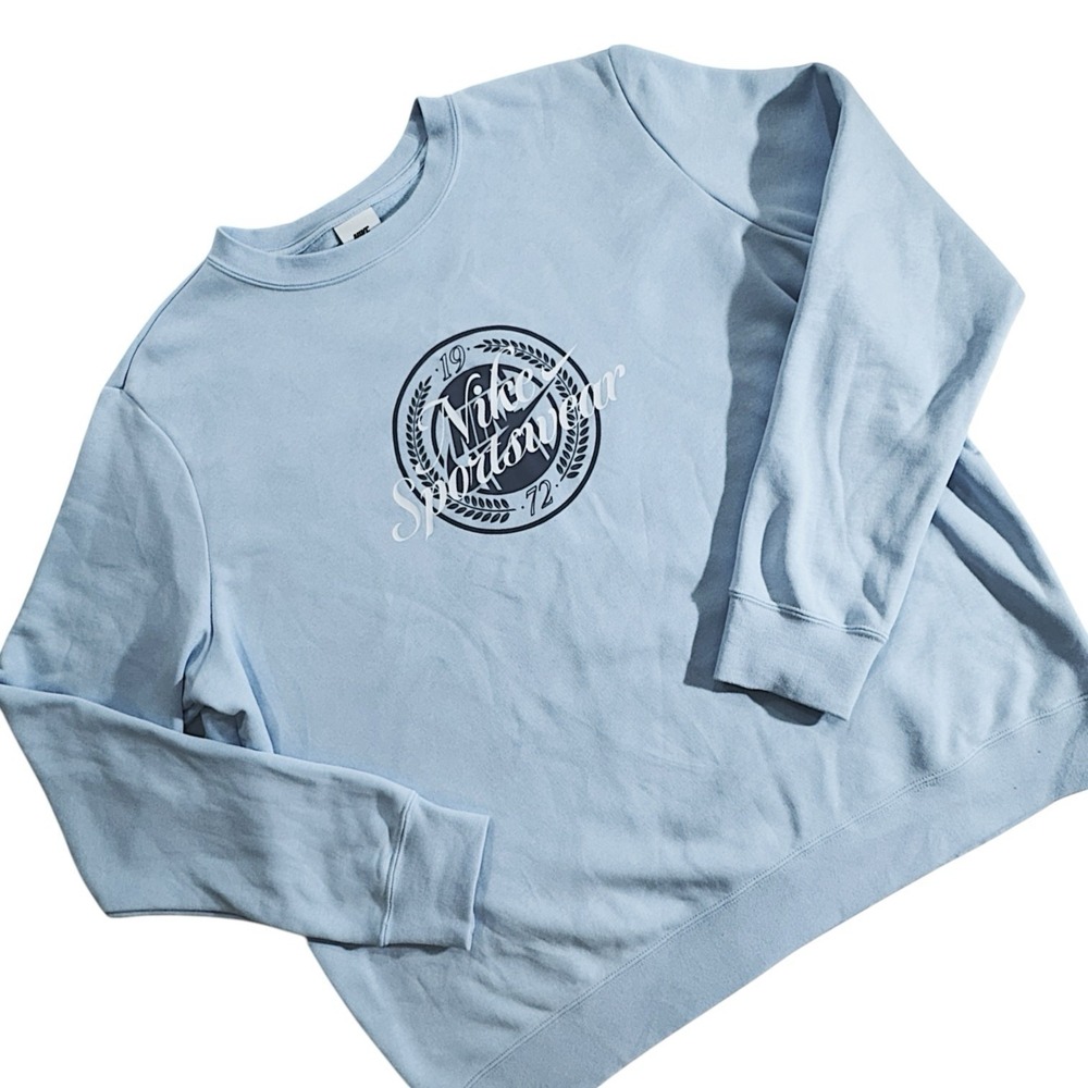 Nike Logo Womens XL Crewneck Light Baby Blue Graphic Sweatshirt Sportswear